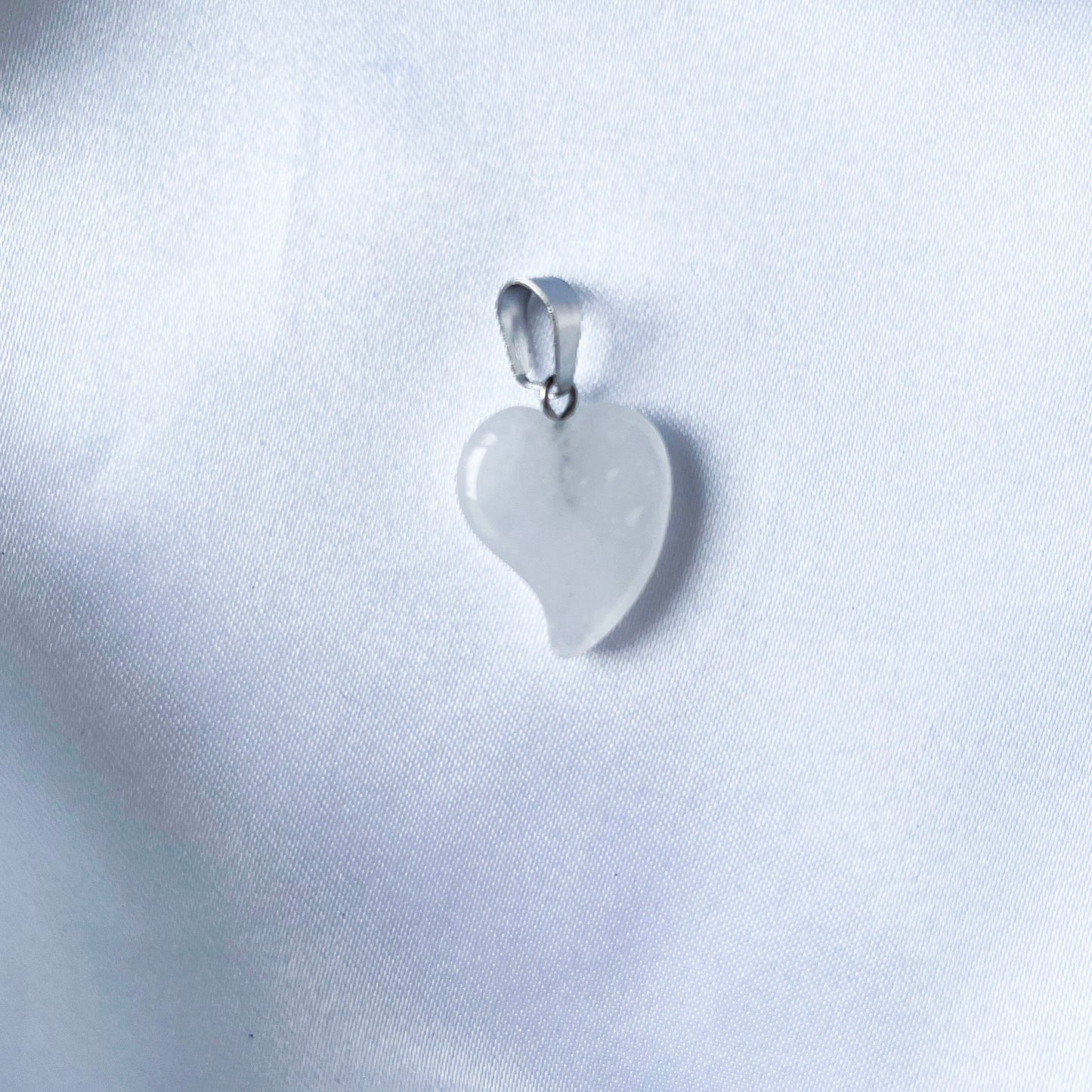 Heart shape crystal pendant