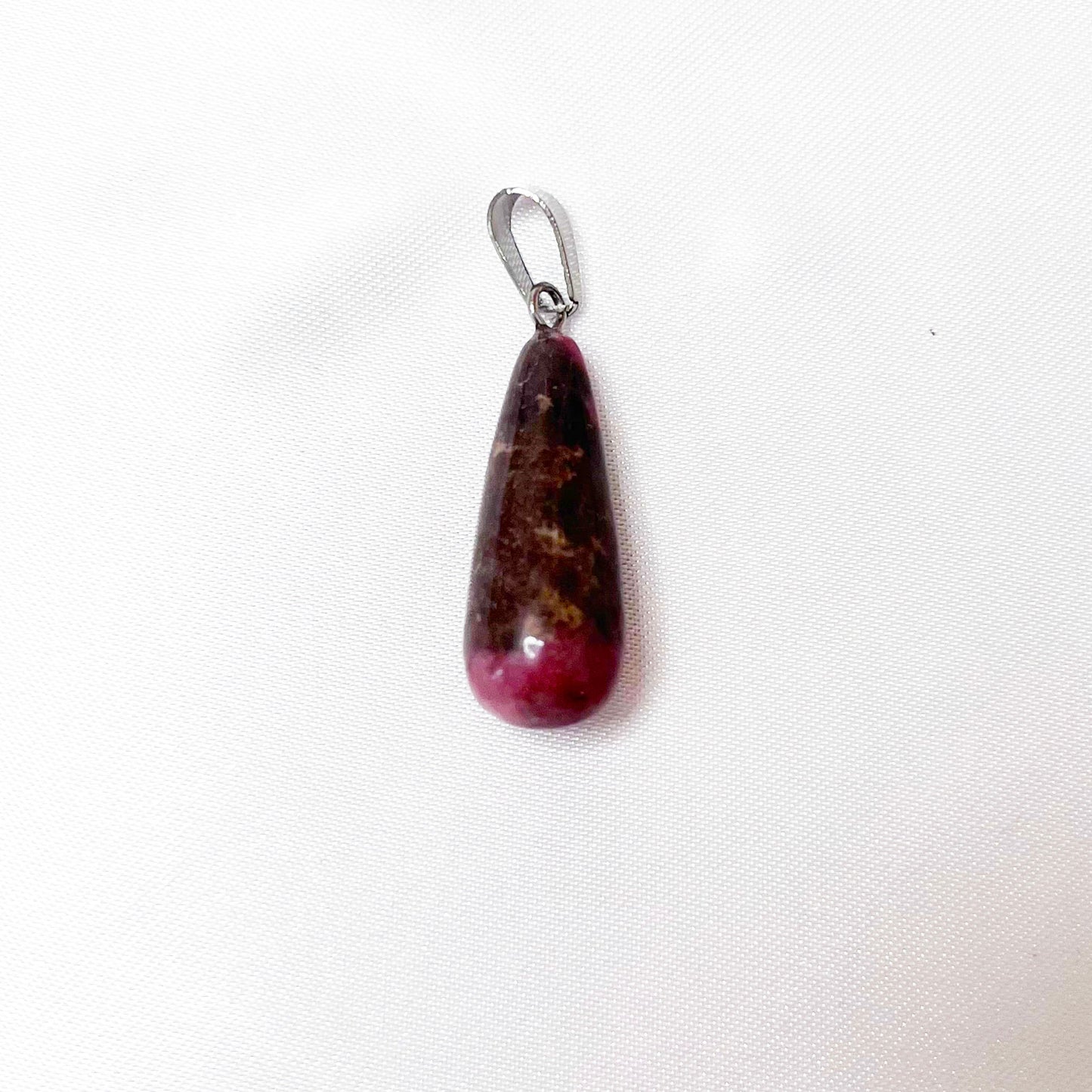 Tear drop crystal pendant