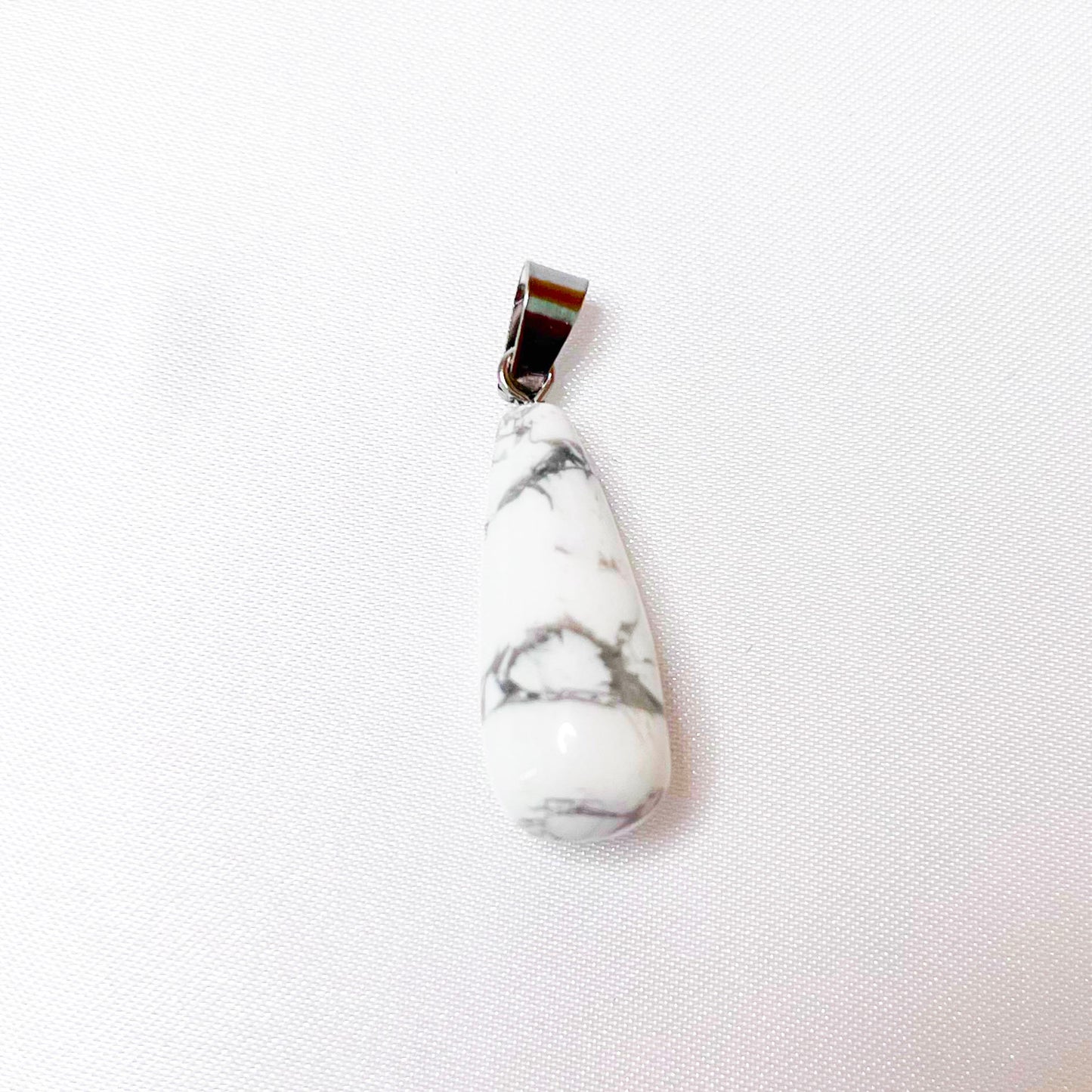 Tear drop crystal pendant