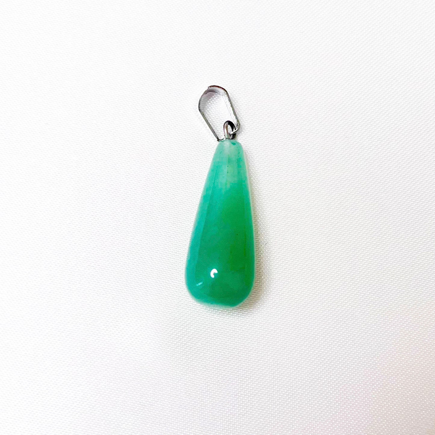 Tear drop crystal pendant