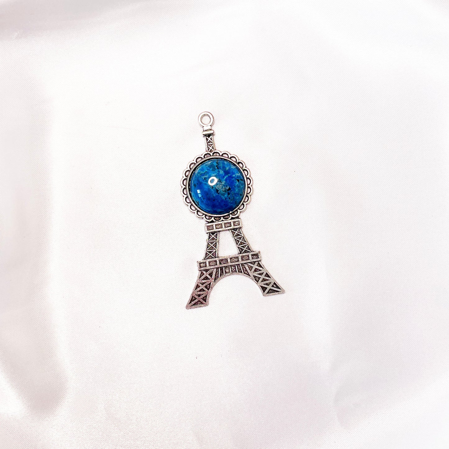 Eiffel Tower pendant